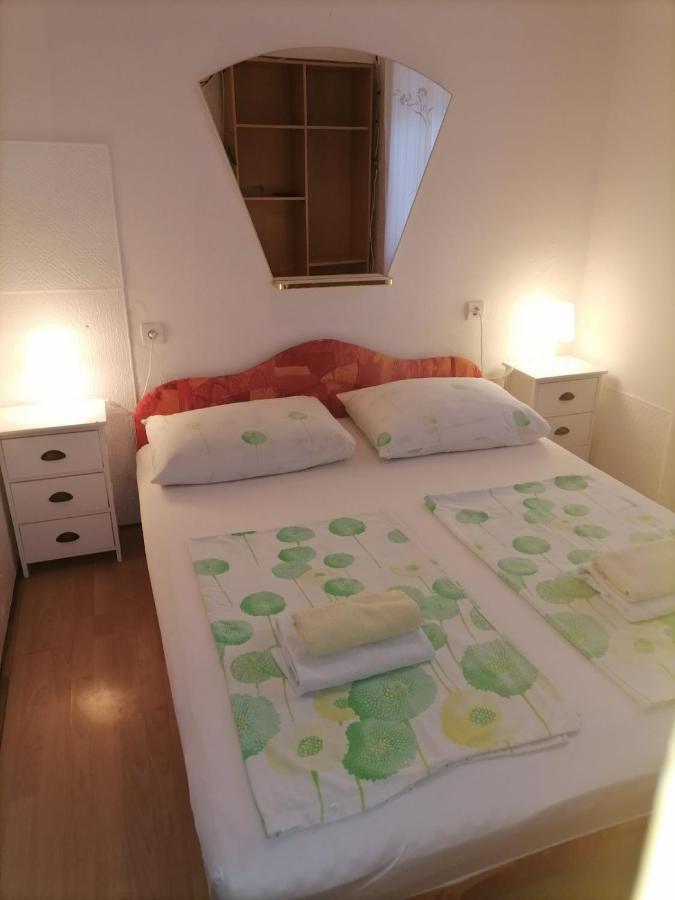 Rooms Mara Skradin Exterior foto